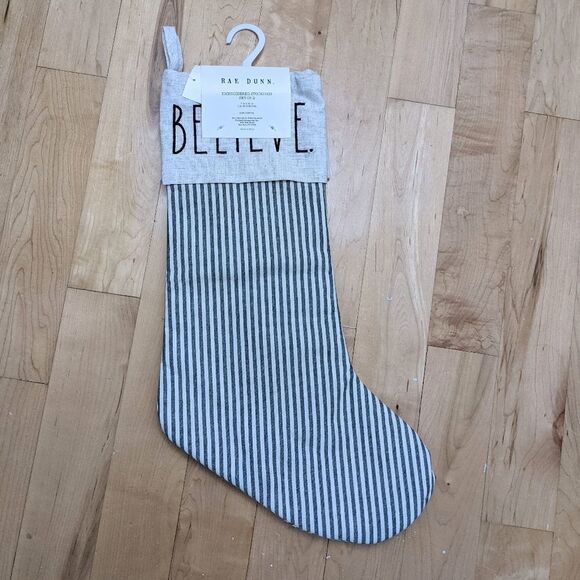 RAE DUNN Embroidered stocking set of 2 pcs New - Picture 1 of 6
